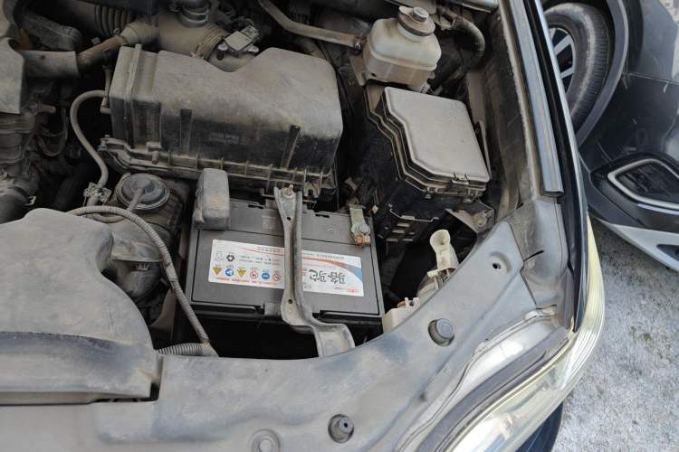Used Toyota Highlander 2009 2.7L 2WD 5-Seater Elite Edition Engine Bay Left