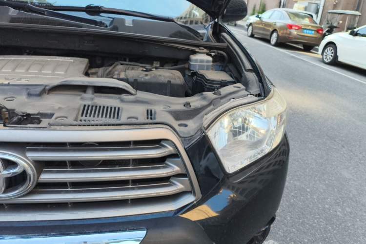 Used Toyota Highlander 2009 3.5L 4x4 7-Seater Elite Edition Engine Bay Left