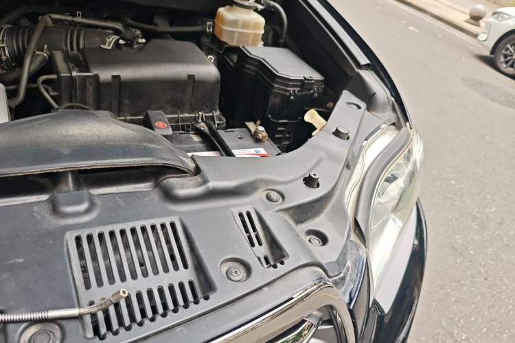 Used Toyota Highlander 2009 3.5L 4x4 7-Seater Luxury Edition Engine Bay Left