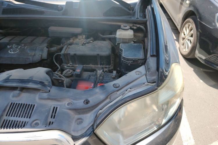 Used Toyota Highlander 2009 2.7L Two-Wheel Drive 5-Seater Sport Edition Engine Bay Left