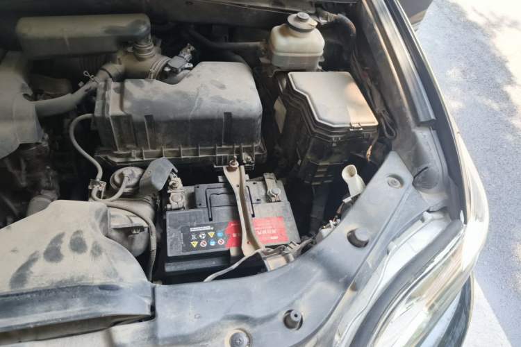 Used Toyota Highlander 2009 2.7L Two-Wheel Drive 7-Seater Luxury Edition Engine Bay Left