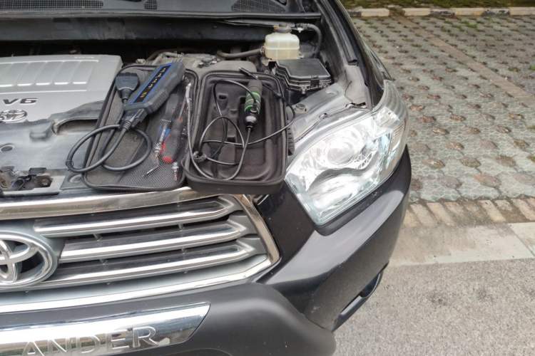 Used Toyota Highlander 2009 3.5L 4x4 7-Seater Luxury Edition Engine Bay Left
