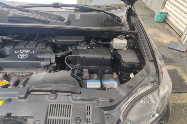 Used Toyota Highlander 2009 2.7L Two-Wheel Drive 7-Seater Luxury Navigation Edition Engine Bay Left