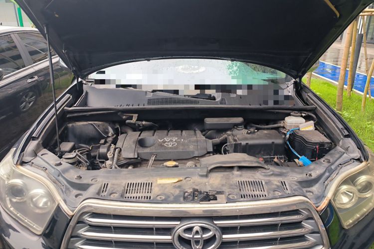 Used Toyota Highlander 2009 2.7L Two-Wheel Drive 7-Seater Luxury Edition Engine Bay