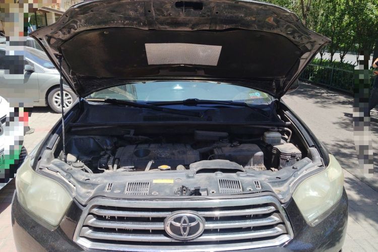 Used Toyota Highlander 2009 2.7L Two-Wheel Drive 7-Seater Luxury Edition Engine Bay