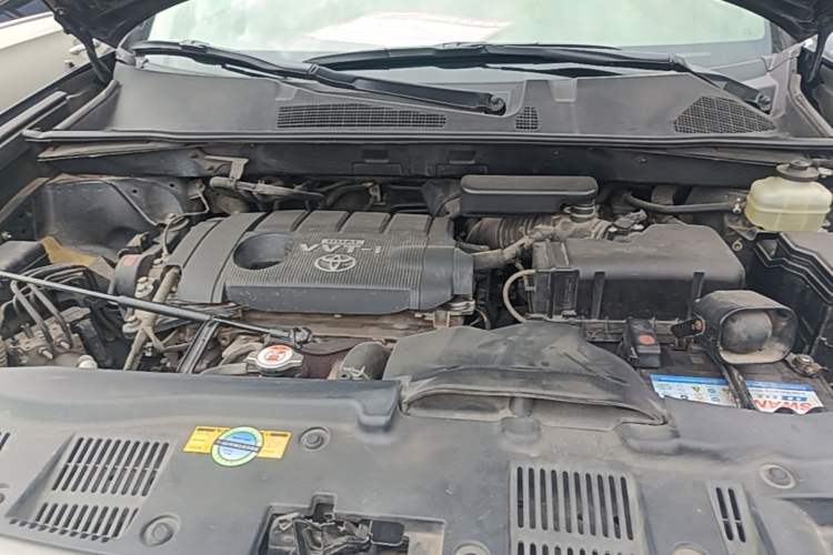 Used Toyota Highlander 2009 2.7L 2WD 7-Seater Elite Edition Engine Bay