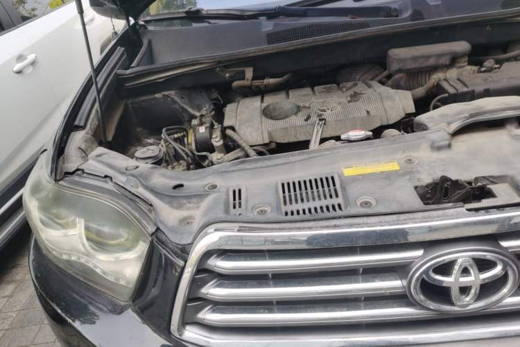 Used Toyota Highlander 2009 2.7L 2WD 5-Seater Elite Edition Engine Bay Right