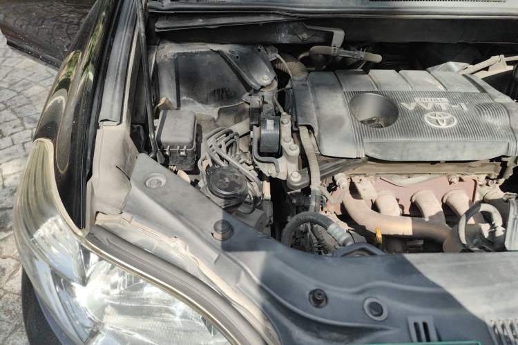 Used Toyota Highlander 2009 2.7L Two-Wheel Drive 7-Seater Luxury Edition Engine Bay Right
