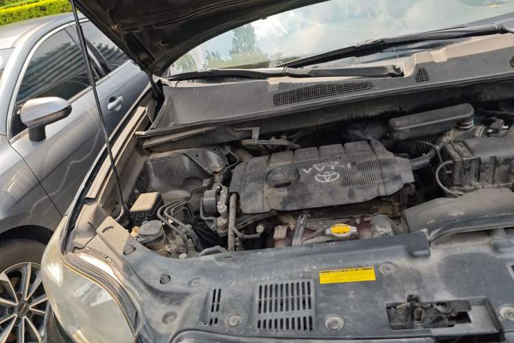 Used Toyota Highlander 2009 2.7L Two-Wheel Drive 7-Seater Luxury Edition Engine Bay Right