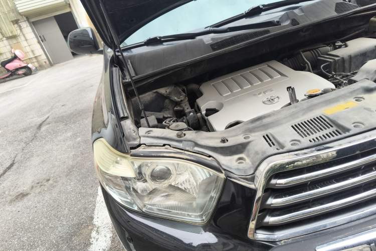 Used Toyota Highlander 2009 3.5L 4x4 7-Seater Luxury Edition Engine Bay Right