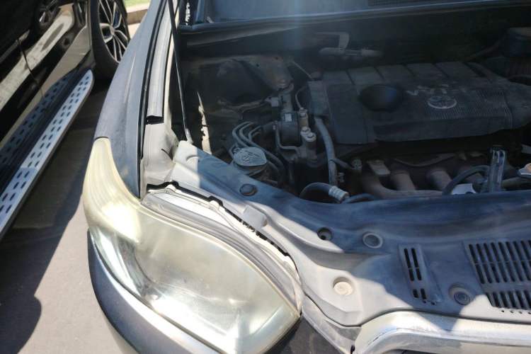 Used Toyota Highlander 2009 2.7L Two-Wheel Drive 5-Seater Sport Edition Engine Bay Right