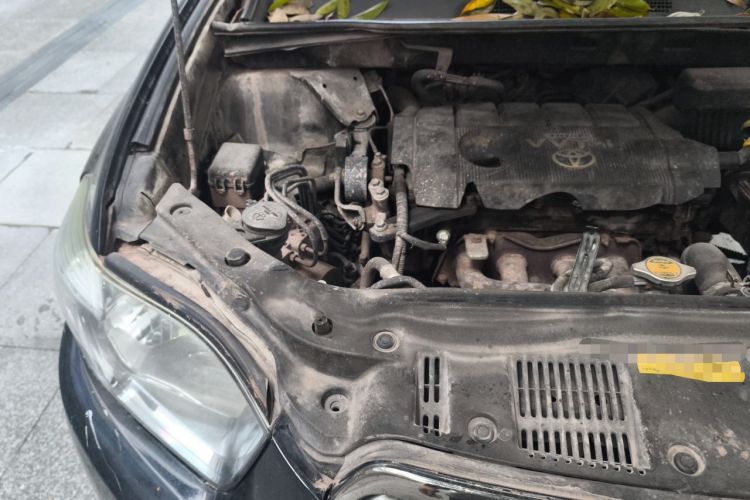 Used Toyota Highlander 2009 2.7L Two-Wheel Drive 7-Seater Luxury Edition Engine Bay Right