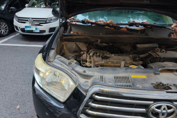Used Toyota Highlander 2009 2.7L 2WD 5-Seater Elite Edition Engine Bay Right