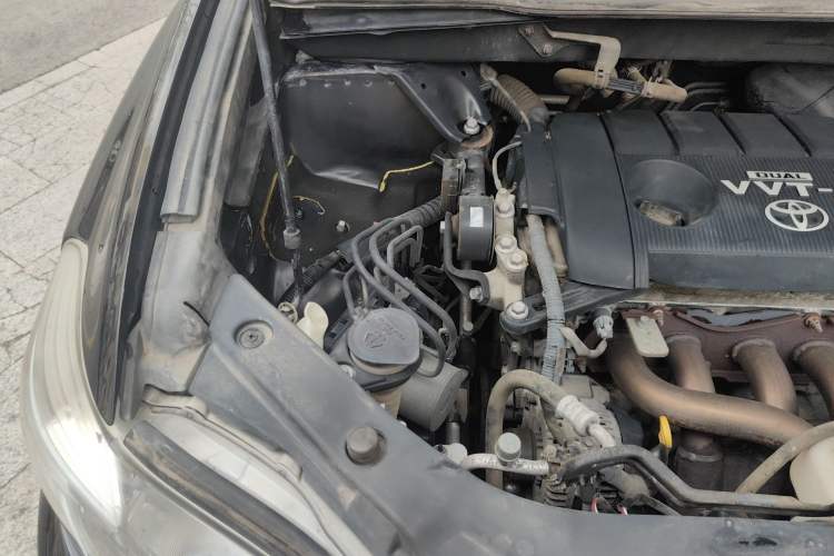Used Toyota Highlander 2009 2.7L Two-Wheel Drive 5-Seater Sport Edition Engine Bay Right