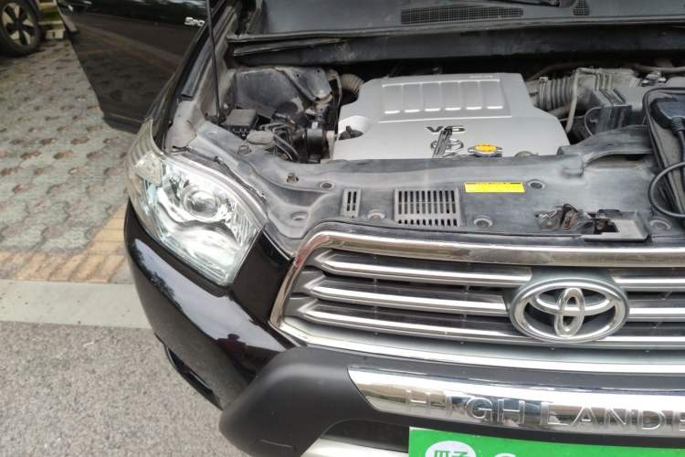 Used Toyota Highlander 2009 3.5L 4x4 7-Seater Luxury Edition Engine Bay Right