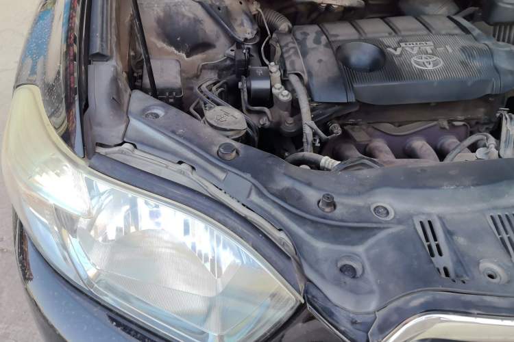 Used Toyota Highlander 2009 2.7L Two-Wheel Drive 7-Seater Luxury Edition Engine Bay Right