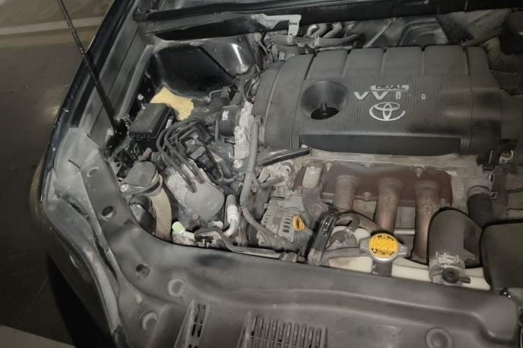 Used Toyota Highlander 2009 2.7L Two-Wheel Drive 7-Seater Luxury Edition Engine Bay Right