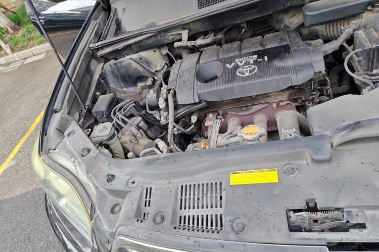 Used Toyota Highlander 2009 2.7L Two-Wheel Drive 7-Seater Luxury Edition Engine Bay Right