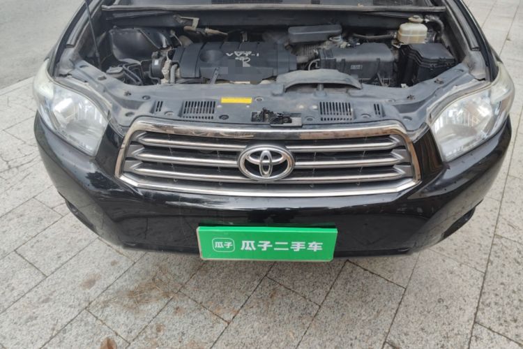 Used Toyota Highlander 2009 2.7L Two-Wheel Drive 5-Seater Sport Edition Engine Bay