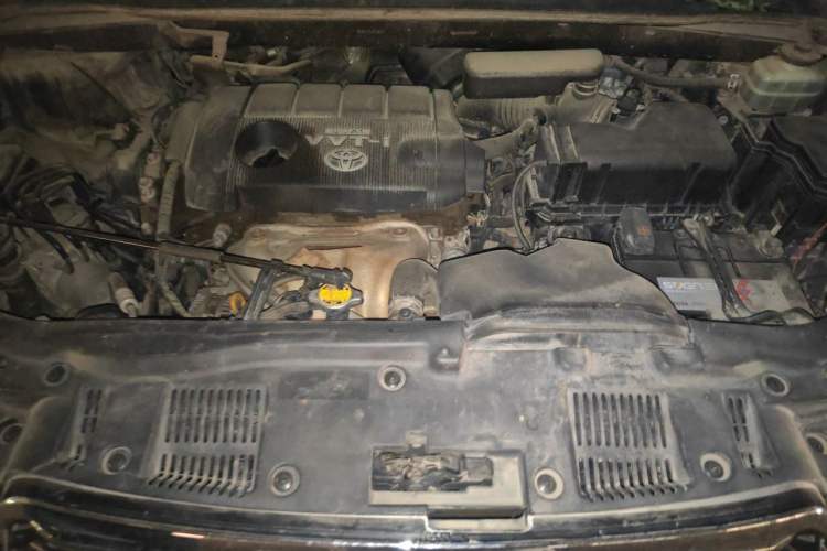 Used Toyota Highlander 2009 2.7L 2WD 7-Seater Elite Edition Engine Bay