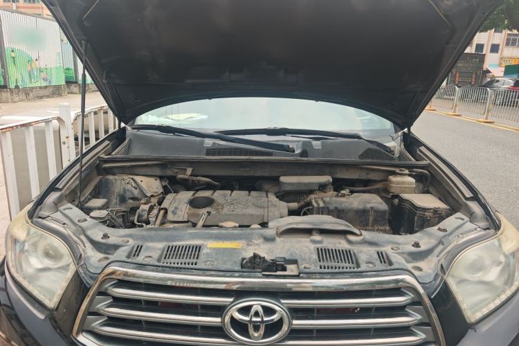 Used Toyota Highlander 2009 2.7L Two-Wheel Drive 7-Seater Luxury Edition Engine Bay