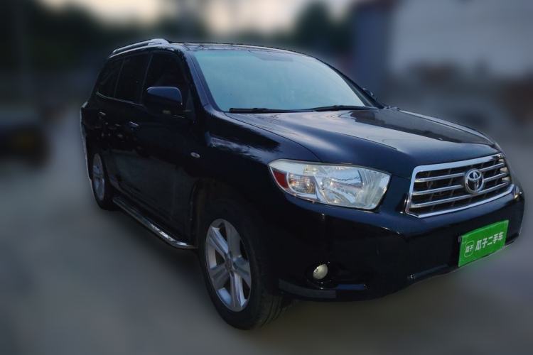 Used Toyota Highlander 2009 2.7L Two-Wheel Drive 7-Seater Supreme Edition Front Right 45 Deg