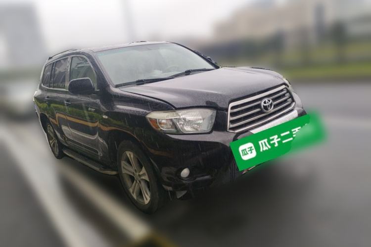 Used Toyota Highlander 2009 2.7L Two-Wheel Drive 7-Seater Luxury Edition Front Right 45 Deg