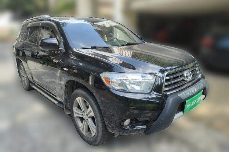 Used Toyota Highlander 2009 2.7L Two-Wheel Drive 7-Seater Luxury Edition Front Right 45 Deg
