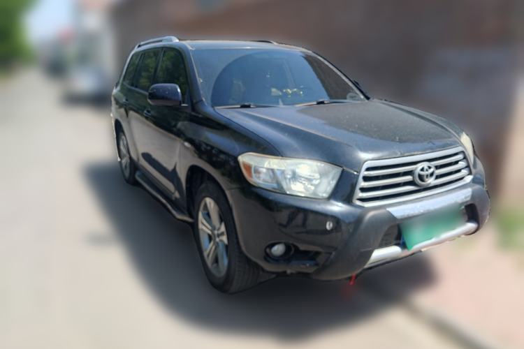 Used Toyota Highlander 2009 2.7L Two-Wheel Drive 7-Seater Luxury Edition Front Right 45 Deg