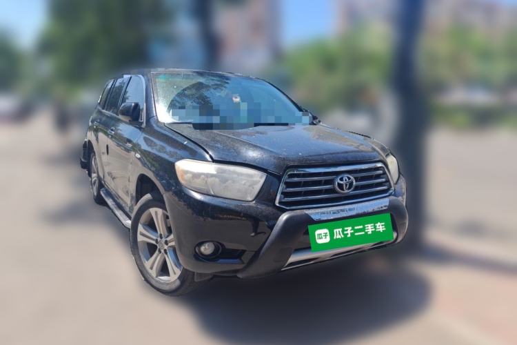 Used Toyota Highlander 2009 2.7L Two-Wheel Drive 7-Seater Luxury Edition Front Right 45 Deg