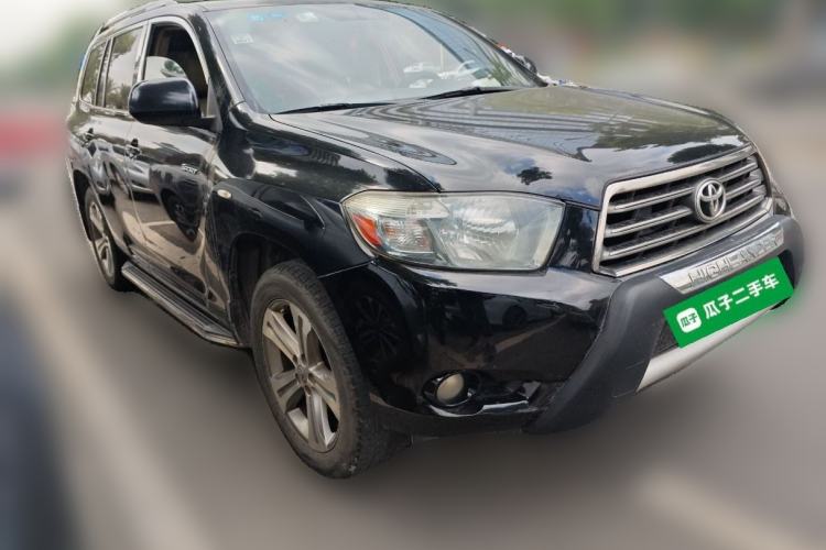 Used Toyota Highlander 2009 2.7L Two-Wheel Drive 7-Seater Luxury Edition Front Right 45 Deg
