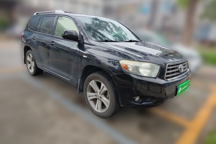 Used Toyota Highlander 2009 2.7L Two-Wheel Drive 7-Seater Luxury Edition Front Right 45 Deg