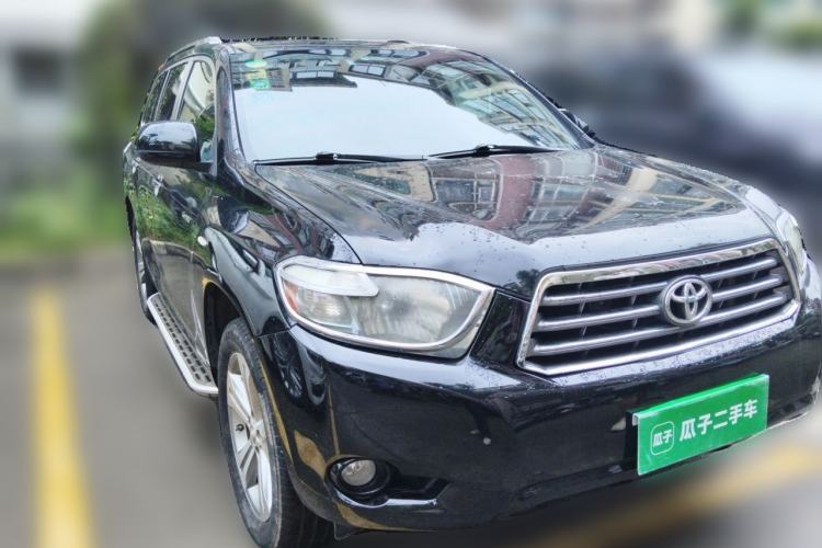 Used Toyota Highlander 2009 2.7L Two-Wheel Drive 7-Seater Luxury Edition Front Right 45 Deg