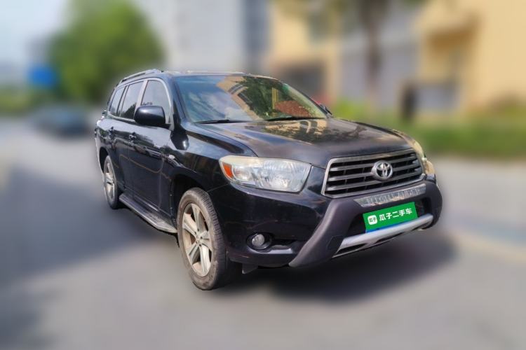 Used Toyota Highlander 2009 2.7L Two-Wheel Drive 7-Seater Luxury Edition Front Right 45 Deg
