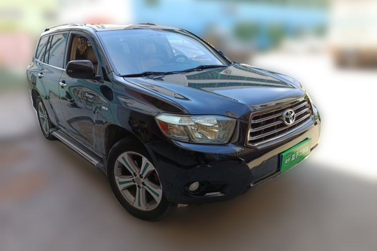 Used Toyota Highlander 2009 2.7L Two-Wheel Drive 7-Seater Luxury Edition Front Right 45 Deg