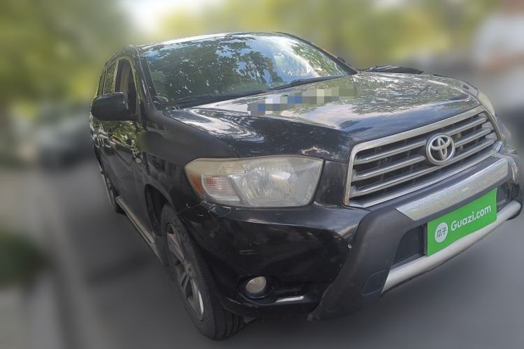 Used Toyota Highlander 2009 2.7L Two-Wheel Drive 7-Seater Luxury Edition Front Right 45 Deg