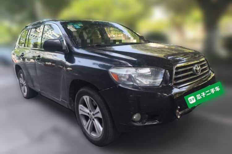 Used Toyota Highlander 2009 2.7L Two-Wheel Drive 7-Seater Luxury Edition Front Right 45 Deg