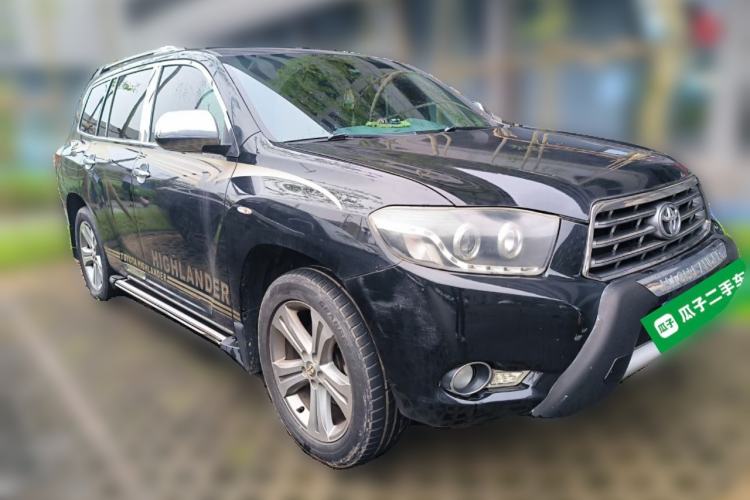 Used Toyota Highlander 2009 2.7L Two-Wheel Drive 7-Seater Luxury Edition Front Right 45 Deg