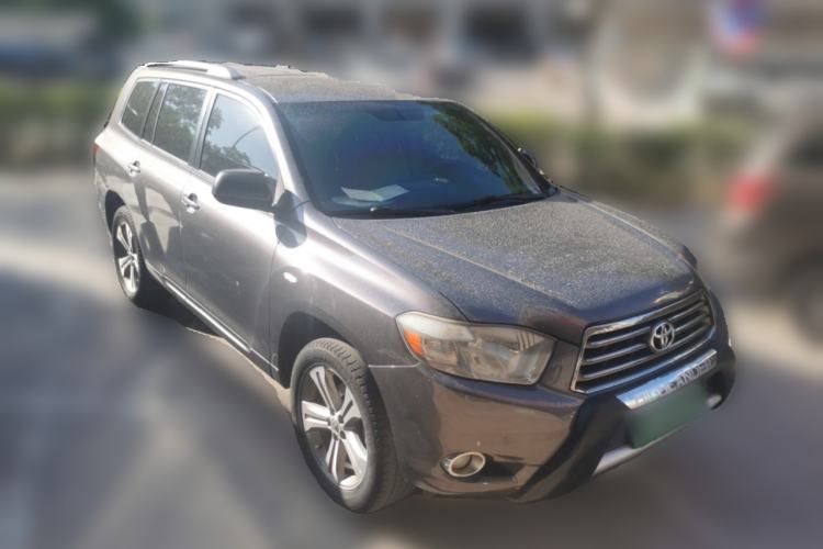 Used Toyota Highlander 2009 2.7L Two-Wheel Drive 7-Seater Luxury Edition Front Right 45 Deg