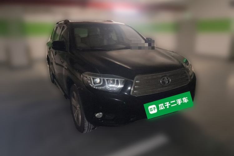 Used Toyota Highlander 2009 2.7L Two-Wheel Drive 7-Seater Luxury Edition Front Right 45 Deg