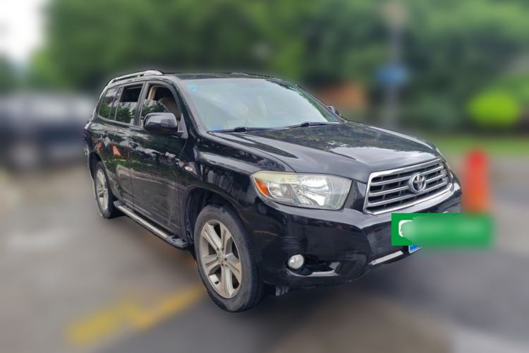 Used Toyota Highlander 2009 2.7L Two-Wheel Drive 7-Seater Luxury Edition Front Right 45 Deg