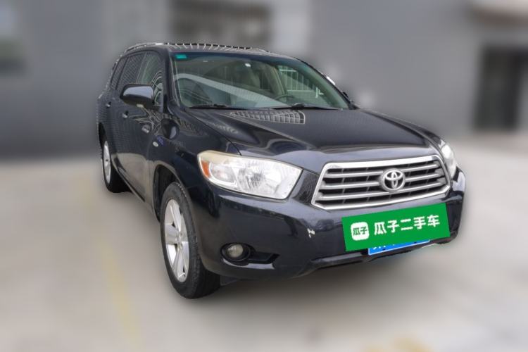 Used Toyota Highlander 2009 2.7L Two-Wheel Drive 7-Seater Supreme Edition Front Right 45 Deg