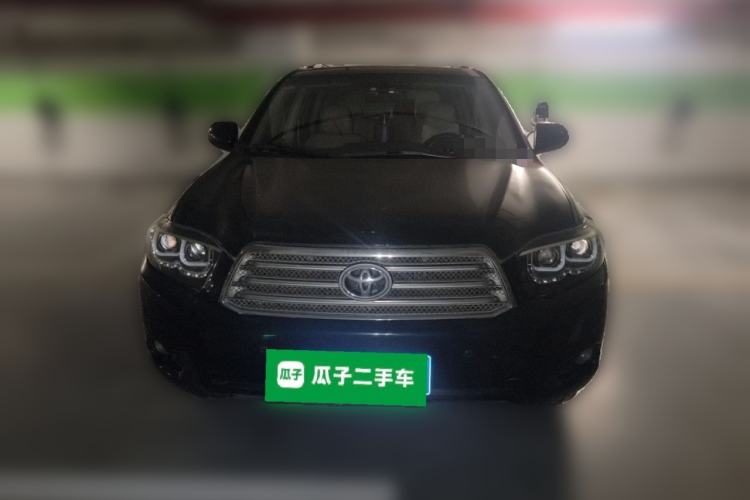Used Toyota Highlander 2009 2.7L Two-Wheel Drive 7-Seater Luxury Edition Front
