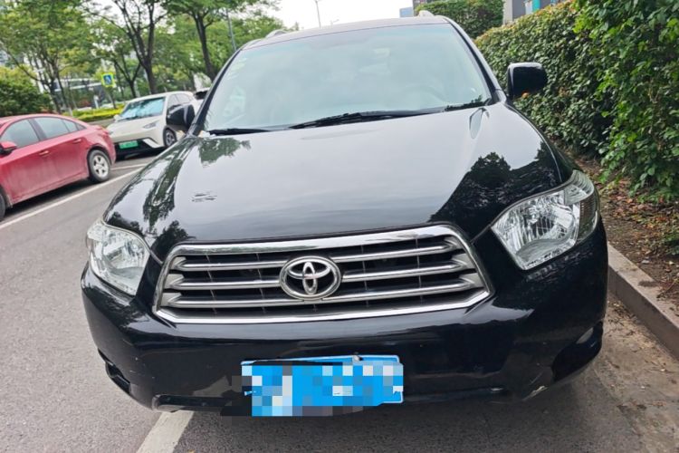 Used Toyota Highlander 2009 2.7L Two-Wheel Drive 7-Seater Supreme Edition Front
