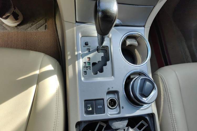 Used Toyota Highlander 2009 3.5L 4x4 7-Seater Elite Edition Gear Lever