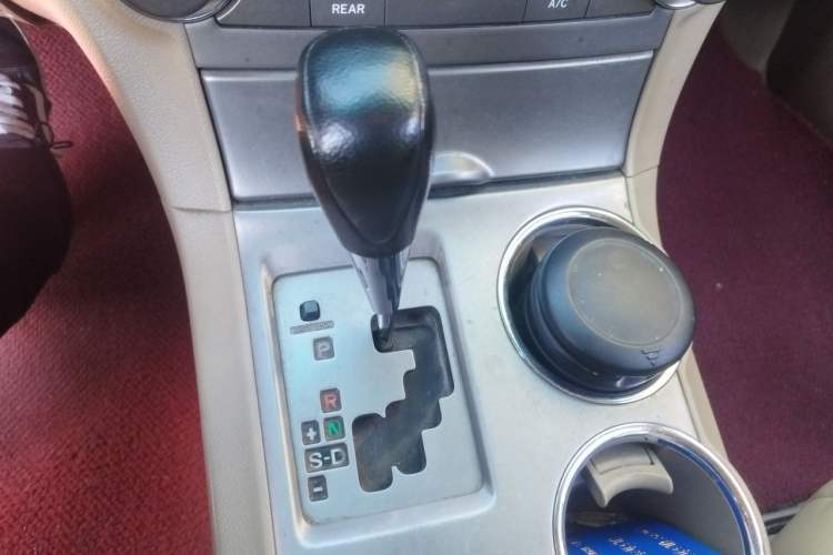 Used Toyota Highlander 2009 3.5L 4x4 7-Seater Elite Edition Gear Lever