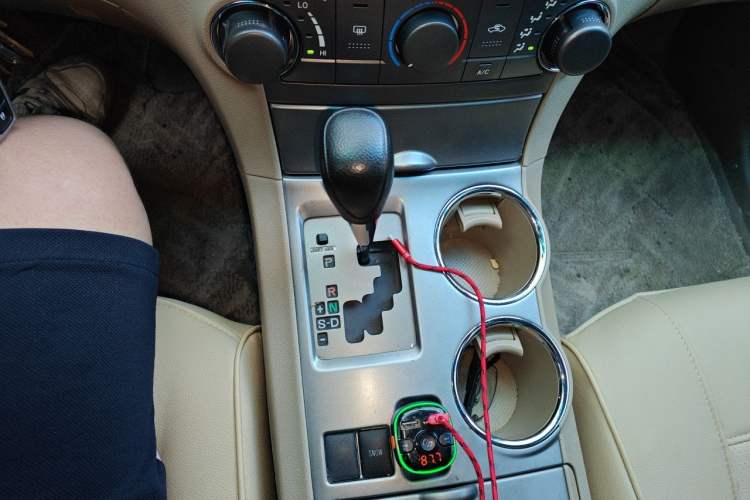 Used Toyota Highlander 2009 2.7L 2WD 5-Seater Elite Edition Gear Lever