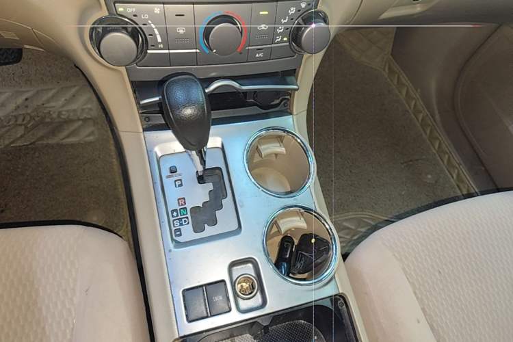 Used Toyota Highlander 2009 2.7L 2WD 5-Seater Elite Edition Gear Lever