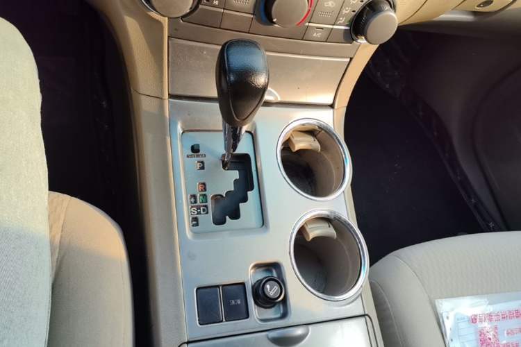 Used Toyota Highlander 2009 2.7L 2WD 5-Seater Elite Edition Gear Lever