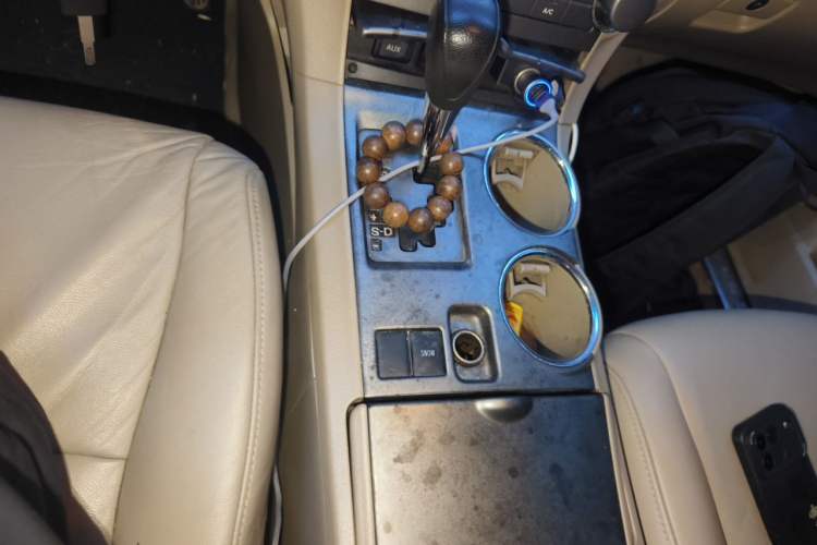 Used Toyota Highlander 2009 2.7L 2WD 5-Seater Elite Edition Gear Lever